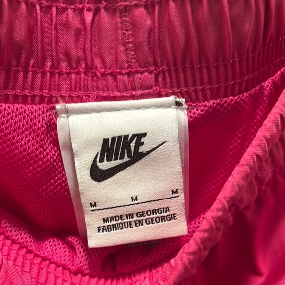 Nike Men's Vibrant Pink Athletic Shorts - Picture 4 of 6